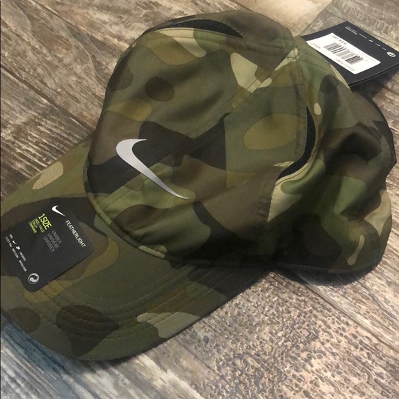 camo running hat